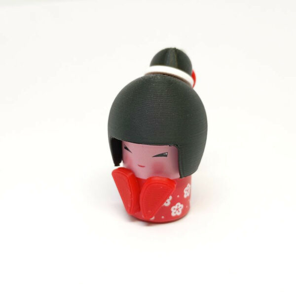 Kokeshi rojo blanco